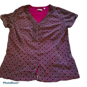 Pretty maroon Blouse, Size XL fits M